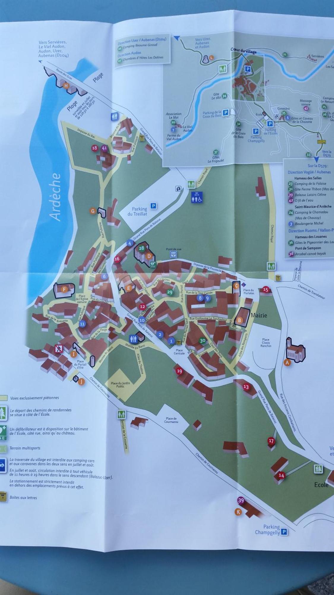 בלאזוק Maison Pierre Et Voute Au Coeur Du Village מראה חיצוני תמונה