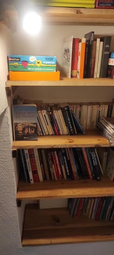בלאזוק Maison Pierre Et Voute Au Coeur Du Village מראה חיצוני תמונה