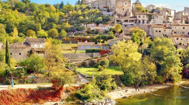 בלאזוק Maison Pierre Et Voute Au Coeur Du Village מראה חיצוני תמונה