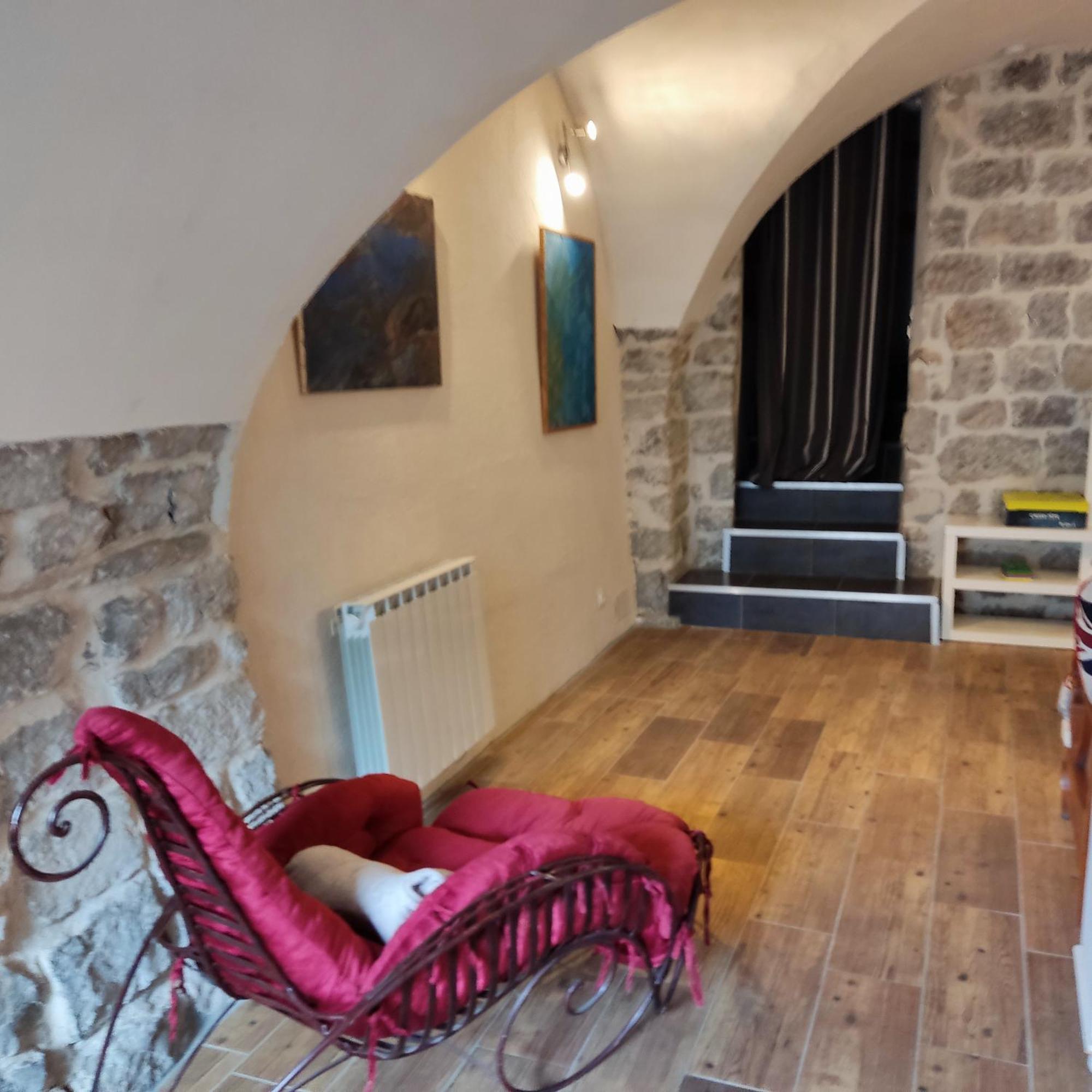 בלאזוק Maison Pierre Et Voute Au Coeur Du Village מראה חיצוני תמונה
